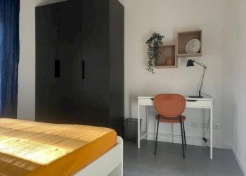 Camera da letto - Terreno non edificabile via Ruggero Leoncavallo, 17, Milano (zona Casoretto) - foto 9