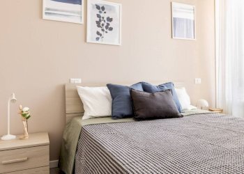 Camera da letto - Two-room apartment piazza Santa Maria del Suffragio, 3, Milano - photo 18