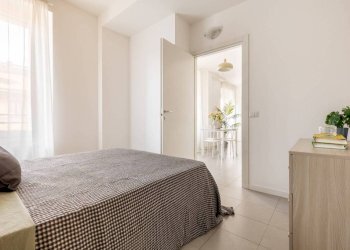 Camera da letto - Two-room apartment piazza Santa Maria del Suffragio, 3, Milano - photo 19