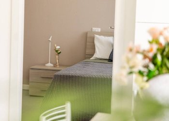 Camera da letto - Two-room apartment piazza Santa Maria del Suffragio, 3, Milano - photo 25