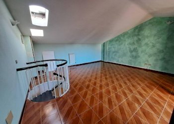 Stanza non arredata - Quadrilocale via Asiago, 133, Caronno Pertusella - foto 30