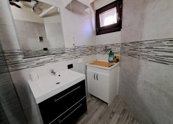 Bagno - Quadrilocale via Asiago, 133, Caronno Pertusella - foto 43