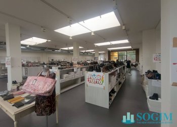 Interno_9 - Locale Commerciale Via Vittorio Veneto
 
98, Cirimido - foto 10