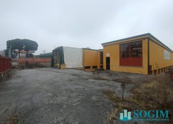 Esterno_2 - Locale Commerciale Via Vittorio Veneto
 
98, Cirimido - foto 18