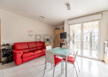 Sala da pranzo - Trilocale Via Zancle
 
8, Verona - foto 7