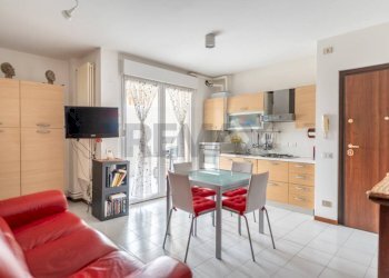 Sala da pranzo - Trilocale Via Zancle
 
8, Verona - foto 12