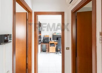 Hall / corridoio - Trilocale Via Zancle
 
8, Verona - foto 22