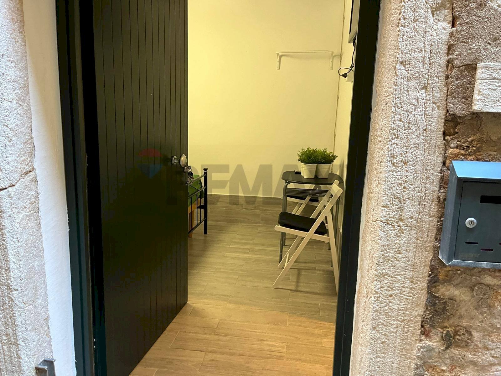 Hall / corridoio - Commercial Premises Campo San Polo - Sant'aponal, Venezia - photo 1
