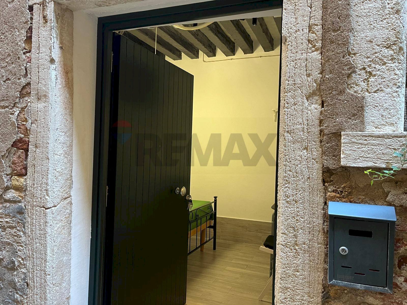 Balcone - Commercial Premises Campo San Polo - Sant'aponal, Venezia - photo 2