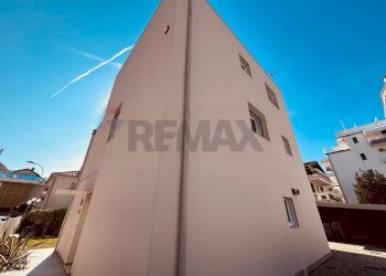 Terrazza - Villa via N. Tommaseo, Jesolo - foto 77