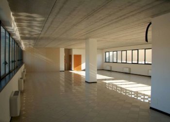 Interno non residenziale - Stabile - Palazzo via Sile, 6, Volpago del Montello - foto 6