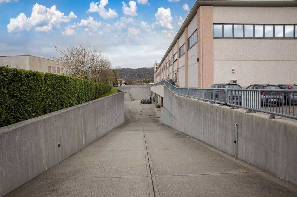 Zona - Office via Sile, 6, Volpago del Montello - photo 1