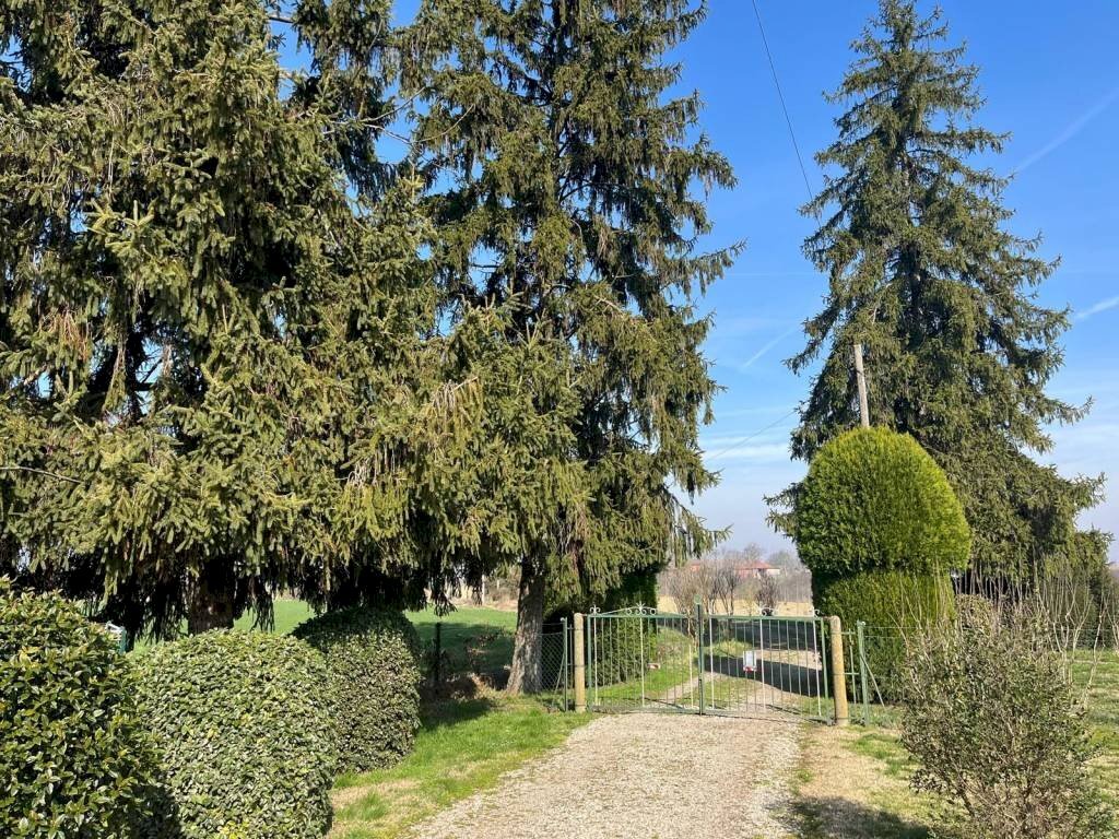 Ingresso - Casa indipendente via Trentasei Martiri, Budrio - foto 2