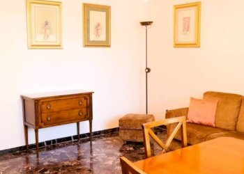 Salone - Appartamento via Ugo Lenzi, Bologna (zona Centro Storico) - foto 39