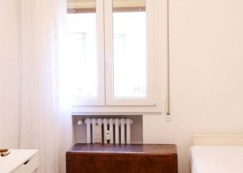 Camera da letto - Appartamento via Ugo Lenzi, Bologna (zona Centro Storico) - foto 41