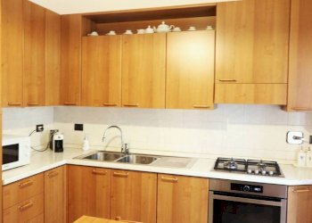 Cucina - Appartamento via Ugo Lenzi, Bologna (zona Centro Storico) - foto 7