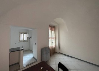 Soggiorno - Two-room apartment via Giovanni Battista Beccaria, 7, Mondovì - photo 7