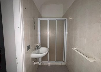 Bagno - Two-room apartment via Giovanni Battista Beccaria, 7, Mondovì - photo 24