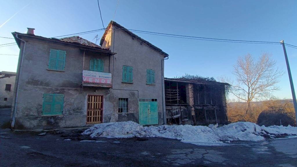 Facciata - Casa indipendente Frazione Costa Case Reggio, Priero - foto 2
