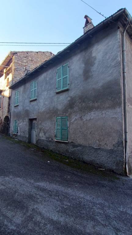 Facciata - Casa indipendente Frazione Costa Case Reggio, Priero - foto 3