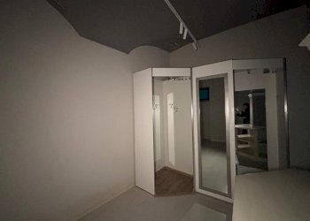 Interno non residenziale - Negozio via Giovanni Battista Beccaria, 5B, Mondovì - foto 13