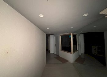 Interno non residenziale - Negozio via Giovanni Battista Beccaria, 5B, Mondovì - foto 15