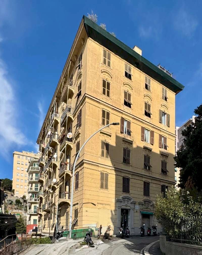 appartamento in vendita genova via acquarone (3) - Trilocale via Acquarone, Genova (zona Castelletto) - foto 2