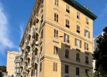 appartamento in vendita genova via acquarone (3) - Trilocale via Acquarone, Genova (zona Castelletto) - foto 2