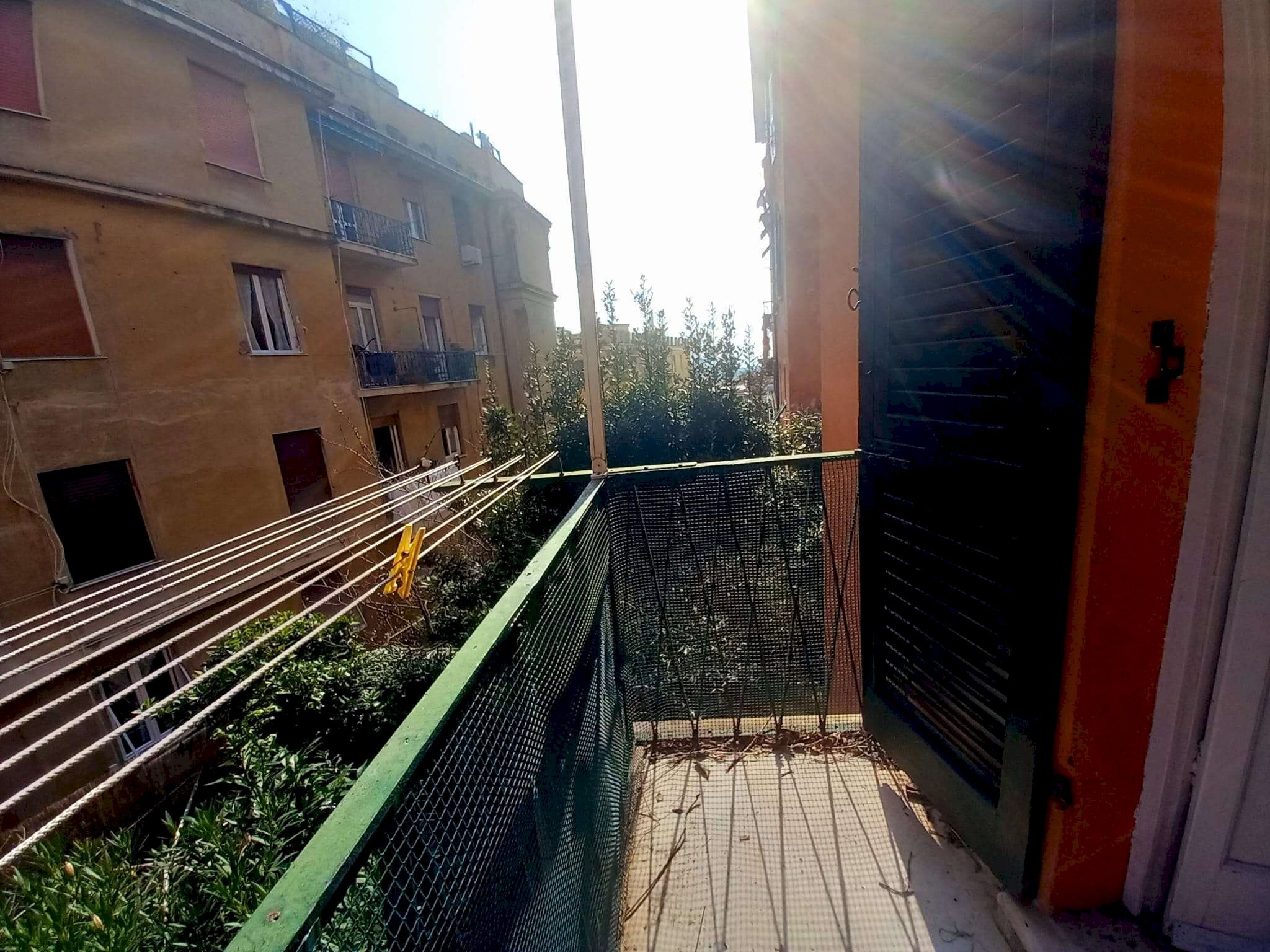 appartamento in locazione salita inferiore sant\'an - Trilocale salita Inferiore Sant'Anna, Genova (zona Castelletto) - foto 3