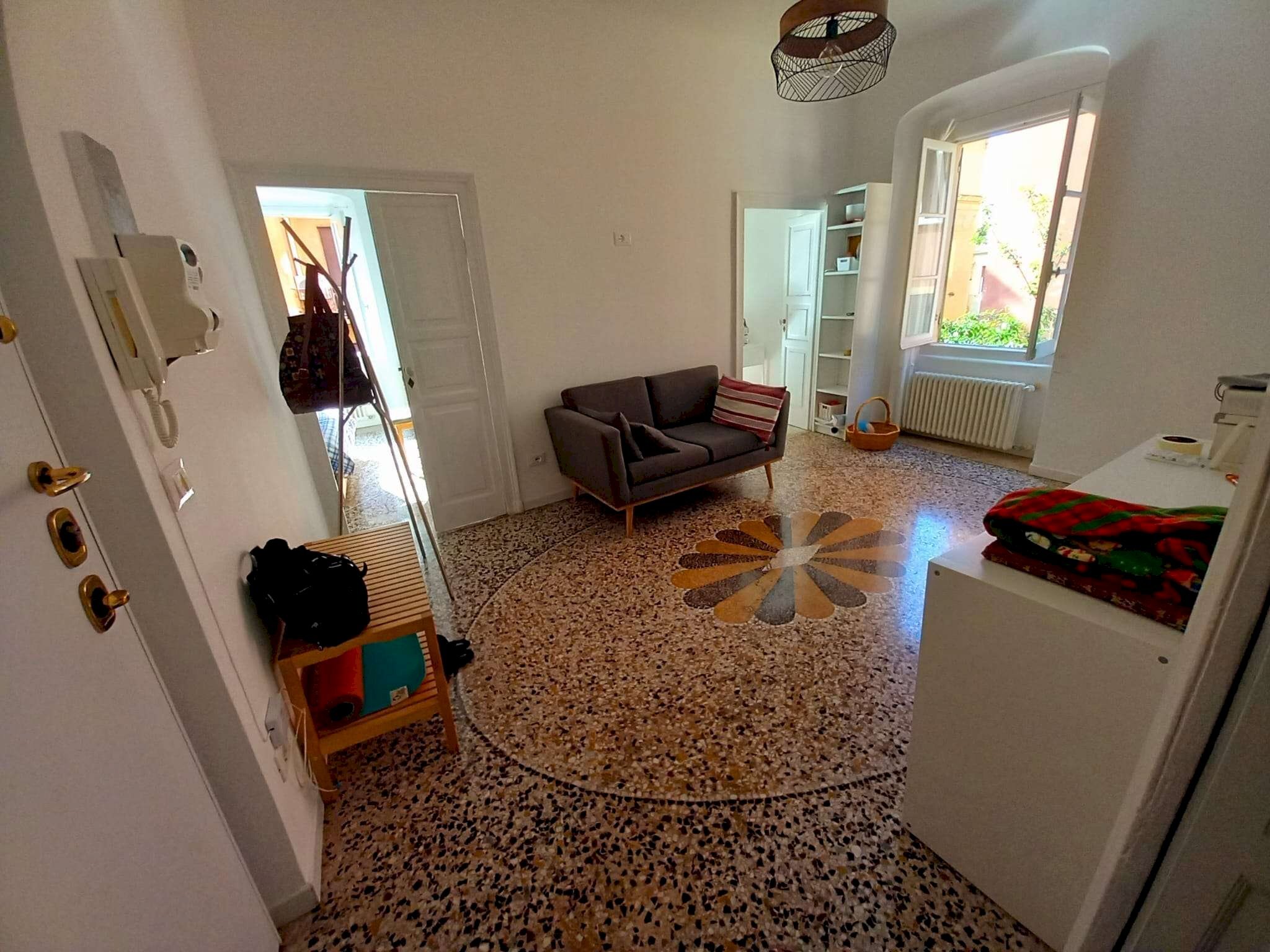soggiorno (2) - Three-room apartment salita Inferiore Sant'Anna, 29, Genova (neighborhood Castelletto) - photo 1