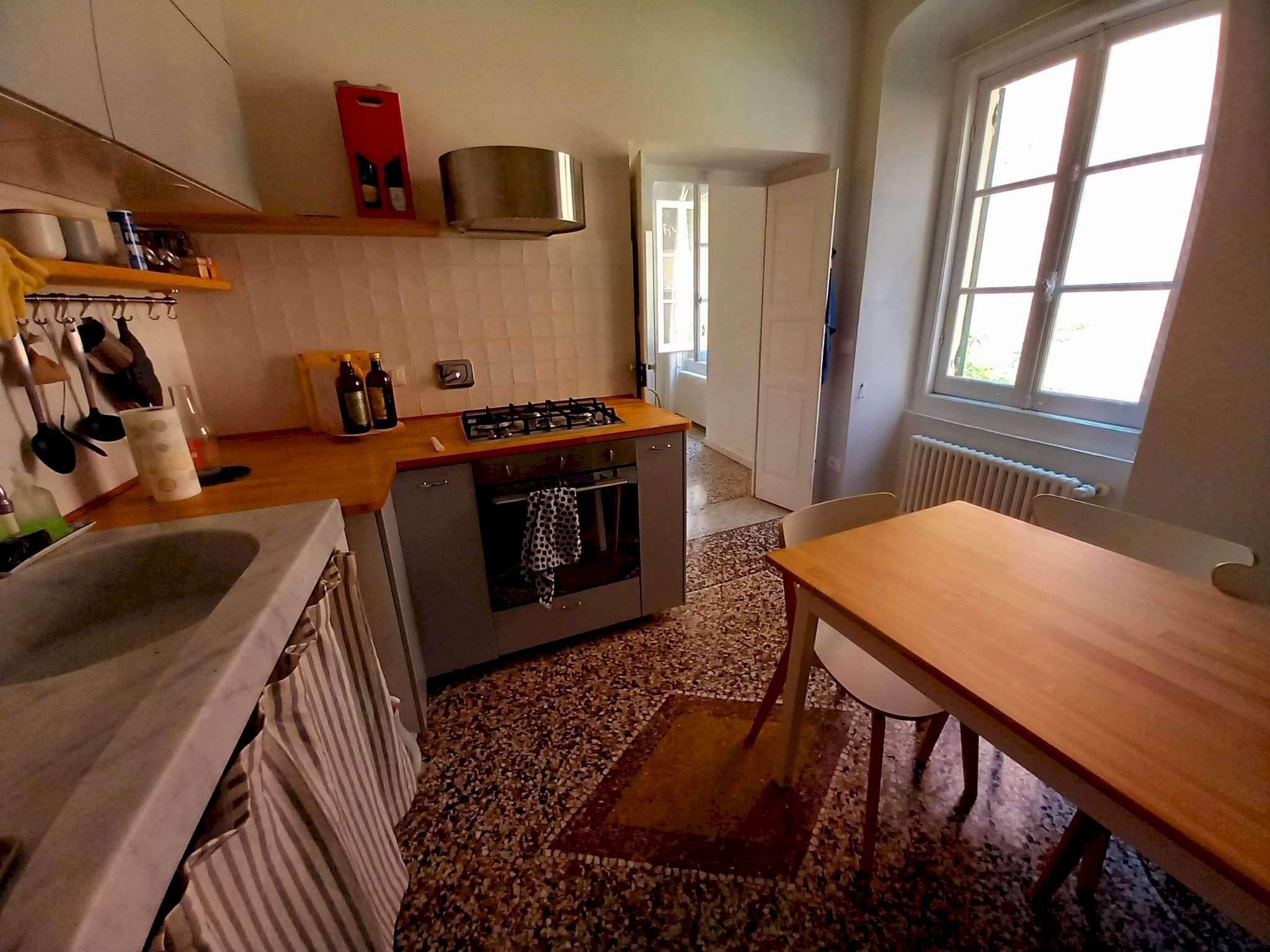 2 cucina - Three-room apartment salita Inferiore Sant'Anna, 29, Genova (neighborhood Castelletto) - photo 3