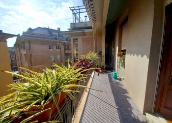 appartamento in locazione circonvalmonte (10) - Appartamento mura di San Bernardino, Genova (zona Castelletto) - foto 2