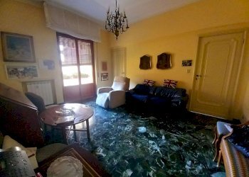 appartamento in locazione circonvalmonte (15) - Appartamento mura di San Bernardino, Genova (zona Castelletto) - foto 4