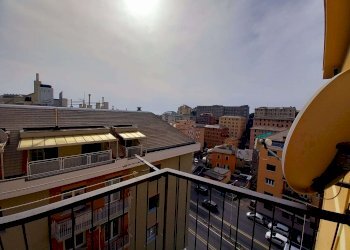 appartamento in vendita piano alto con balcone gen - Trilocale corso Europa, Genova (zona Sturla) - foto 1