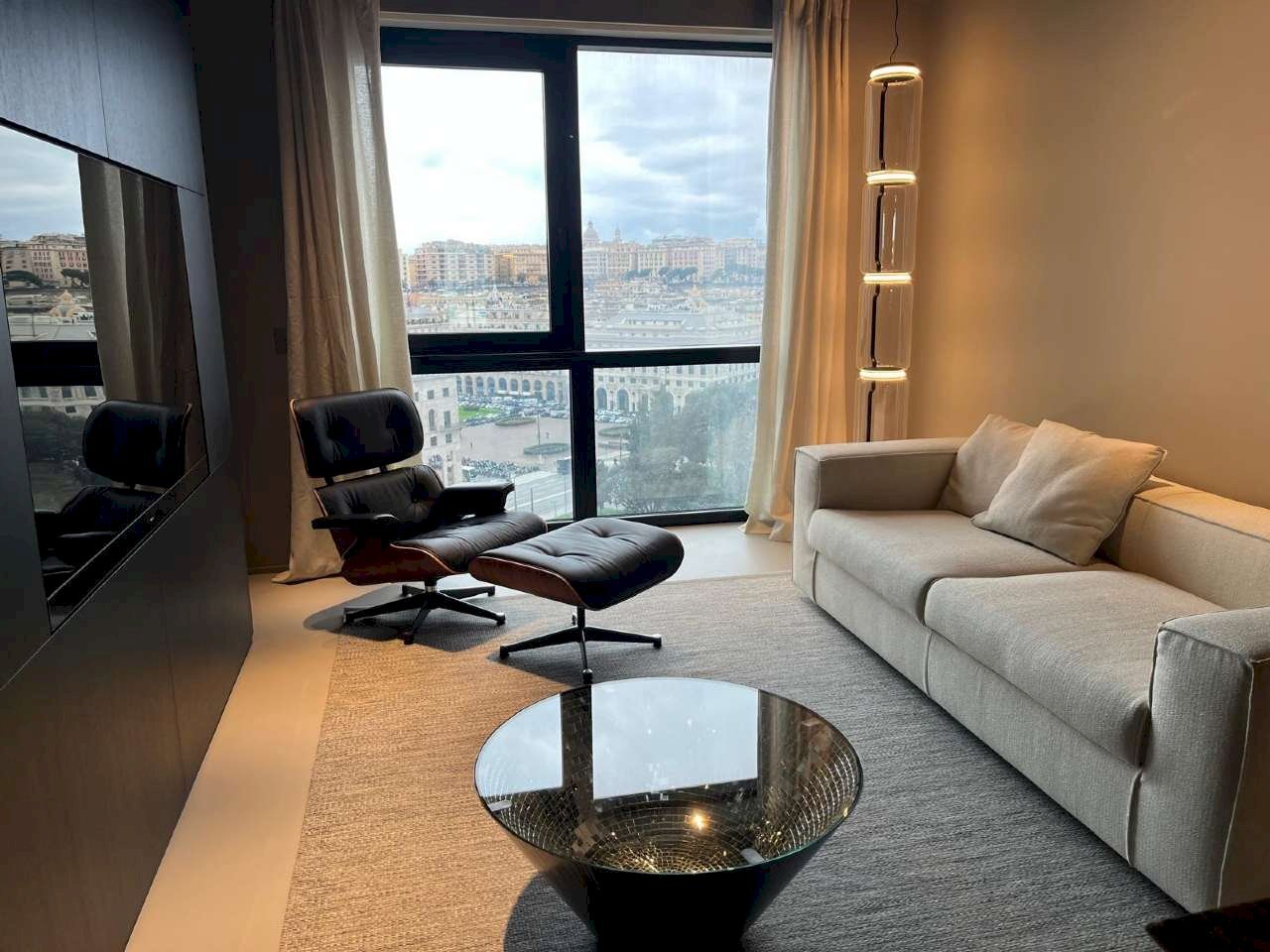 appartamento in lo0cazione arredato con posto auto - Two-room apartment viale Brigate Partigiane, Genova (neighborhood Foce) - photo 1