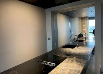 appartamento in lo0cazione arredato con posto auto - Bilocale viale Brigate Partigiane, Genova (zona Foce) - foto 6