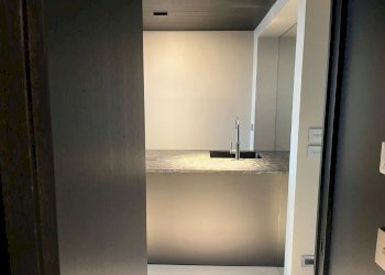 appartamento in lo0cazione arredato con posto auto - Bilocale viale Brigate Partigiane, Genova (zona Foce) - foto 15