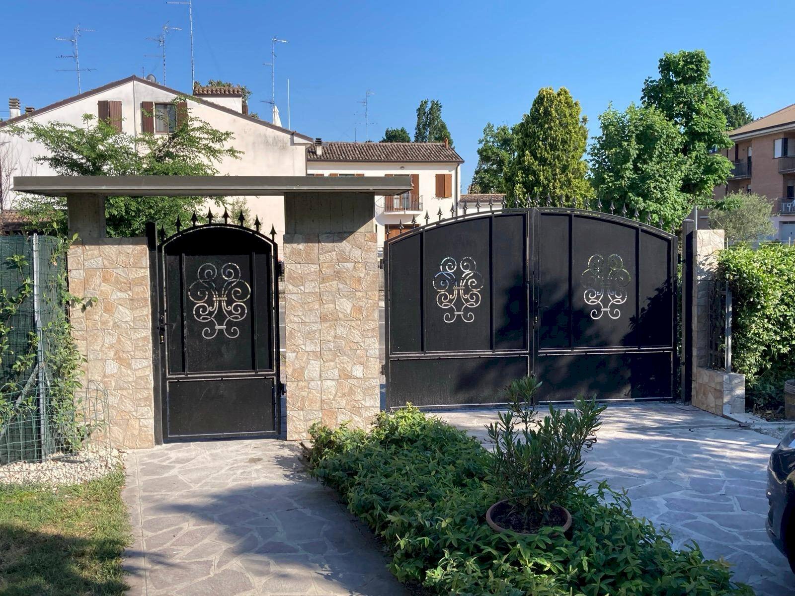 Foto 1 - Semi-detached house Mirandola - photo 1