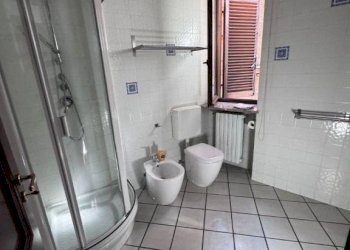 Bagno - Two-room apartment piazza Garavella, Carmagnola - photo 12