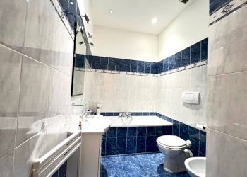 Bagno - Three-room apartment via di San Francesco a Ripa, Roma (neighborhood Trastevere) - photo 9
