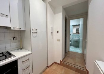 Cucina - Three-room apartment via di San Francesco a Ripa, Roma (neighborhood Trastevere) - photo 13