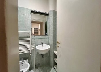 Bagno - Three-room apartment via di San Francesco a Ripa, Roma (neighborhood Trastevere) - photo 15