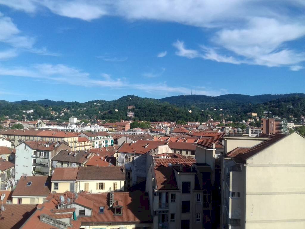 Vista - Two-room apartment via Montalto, 3, Torino (neighborhood Vanchiglietta) - photo 1