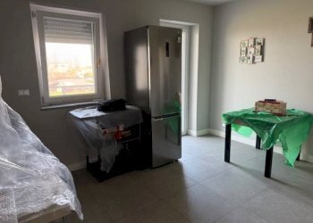 Camera da letto - Bilocale via Pescarito, 18, San Mauro Torinese - foto 4