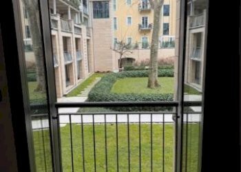 Balcone - Bilocale via Martiri della Libertà, 8, Torino (zona Borgo Po) - foto 5
