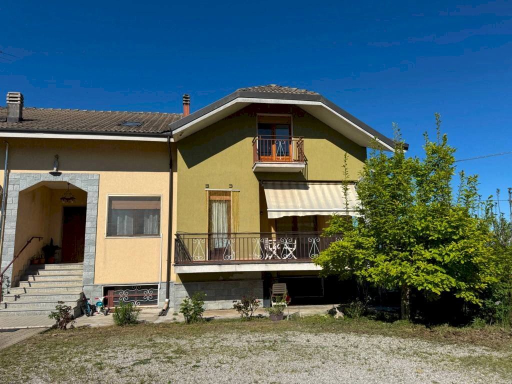 Facciata - Apartment via Castelletto Stura, 181, Centallo - photo 1