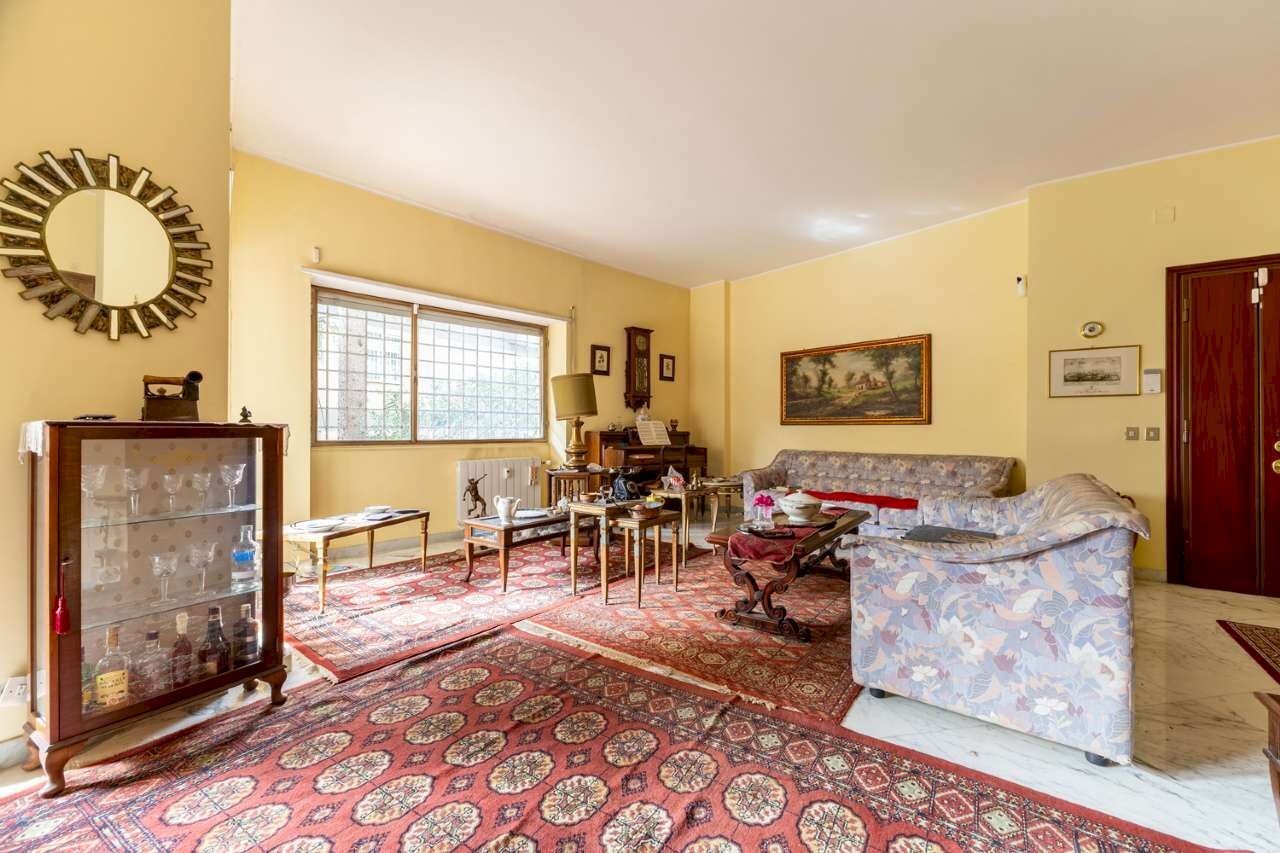 Soggiorno 2. - Quadrilocale via Della Maratona, Roma - foto 2