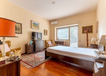 Camera da letto 2. - Quadrilocale via Della Maratona, Roma - foto 19