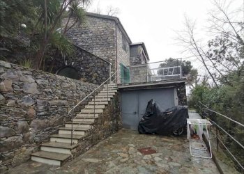 Cortile interno - Villa at auction strada Consortile Forno Vallette, Zoagli - photo 26