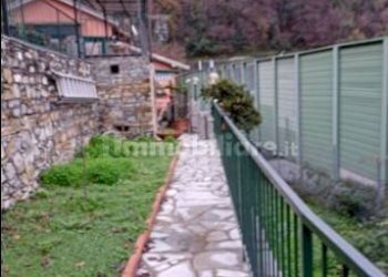 Cortile interno - Appartamento all'asta via Cornice Sant'Ambrogio, 99/2, Zoagli - foto 11